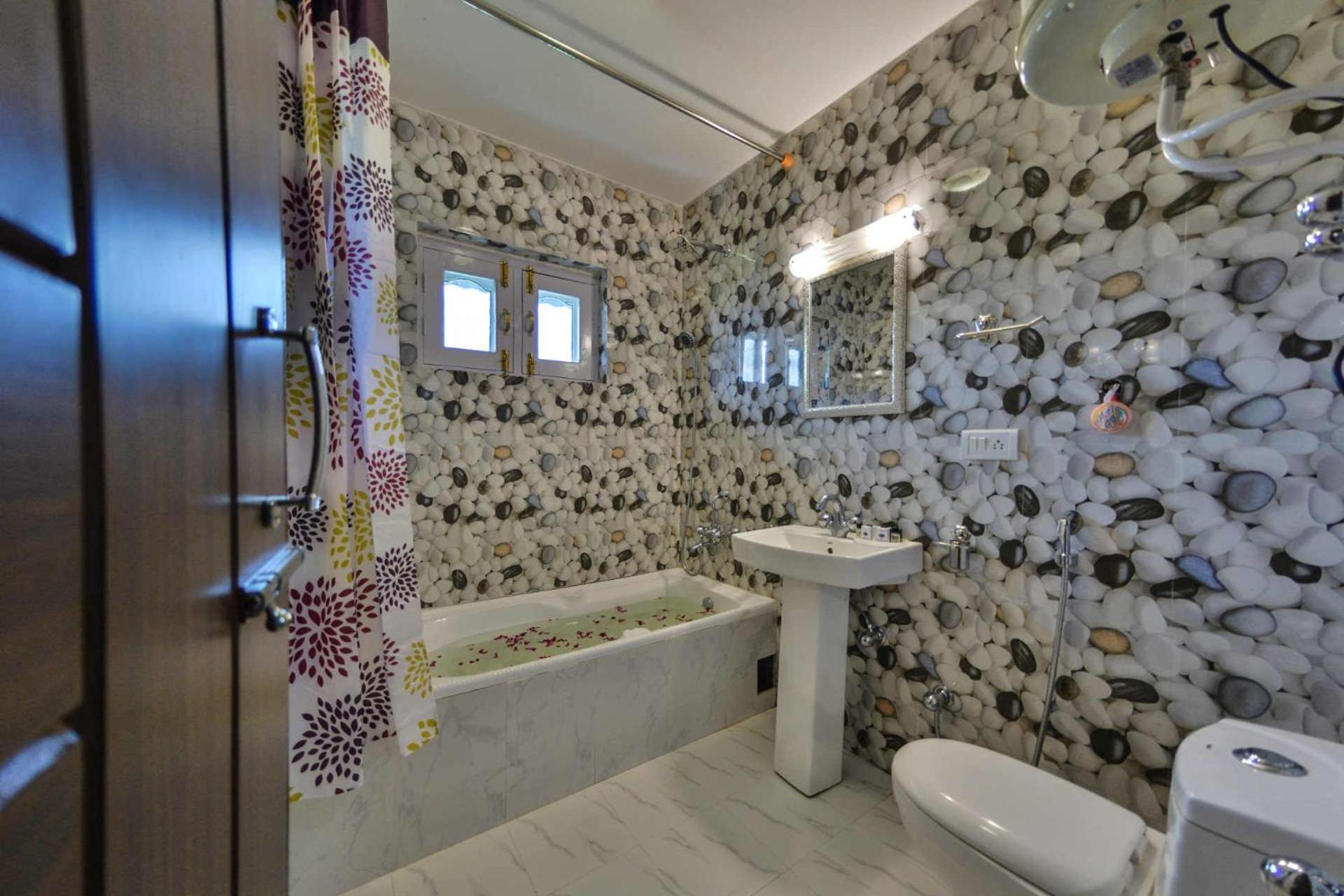 Srīnagar Hotel Pearl Continental المظهر الخارجي الصورة